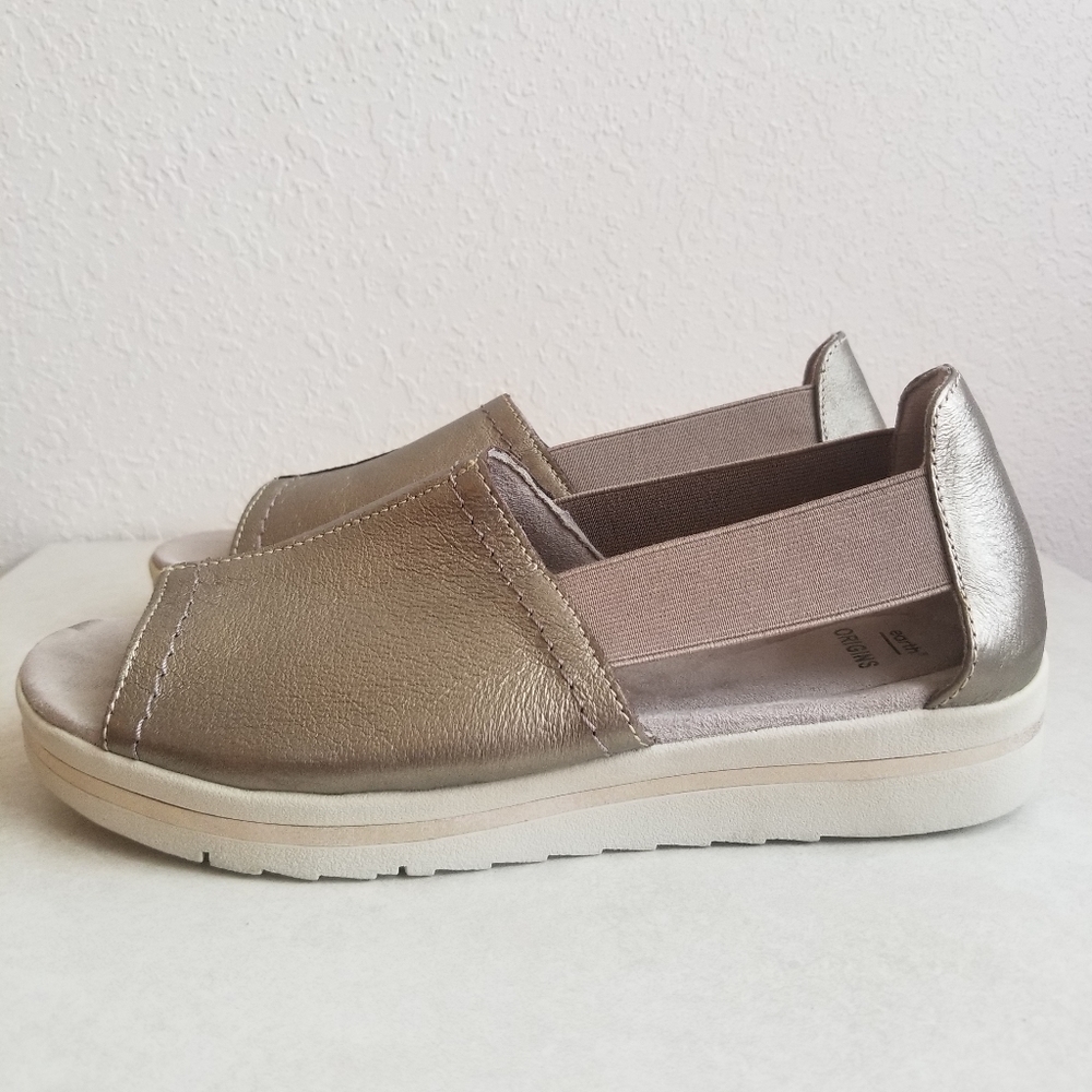 Earth Origins Carley Connie Wedge Sandals 8